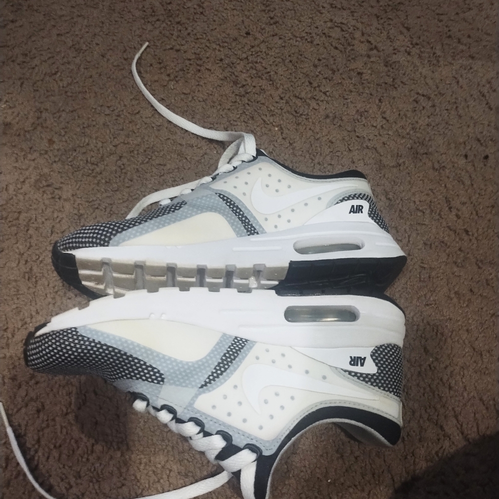 Air Max - Picture 4 of 7